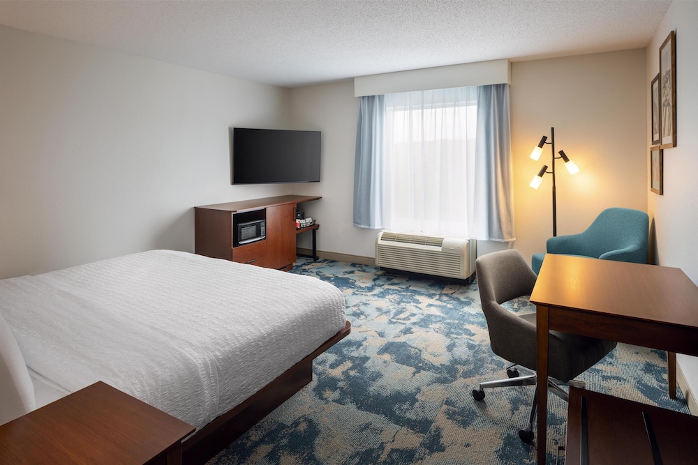 Hampton Inn & Suites Knoxville Turkey Creek Farragut - photo 6