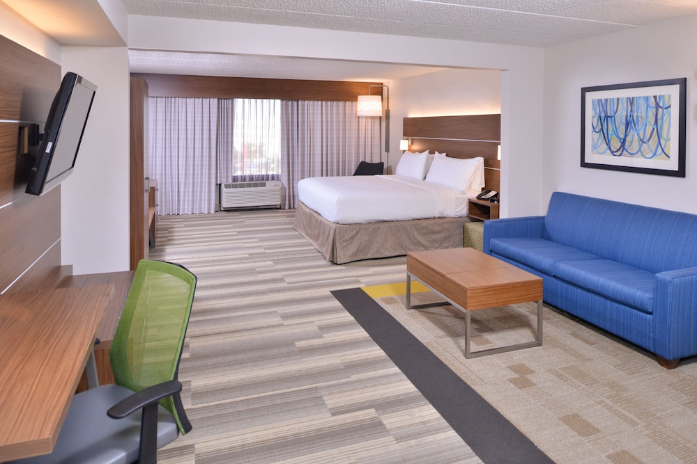 Holiday Inn Express & Suites Indianapolis Dtn Conv Ctr Area by IHG - photo 8