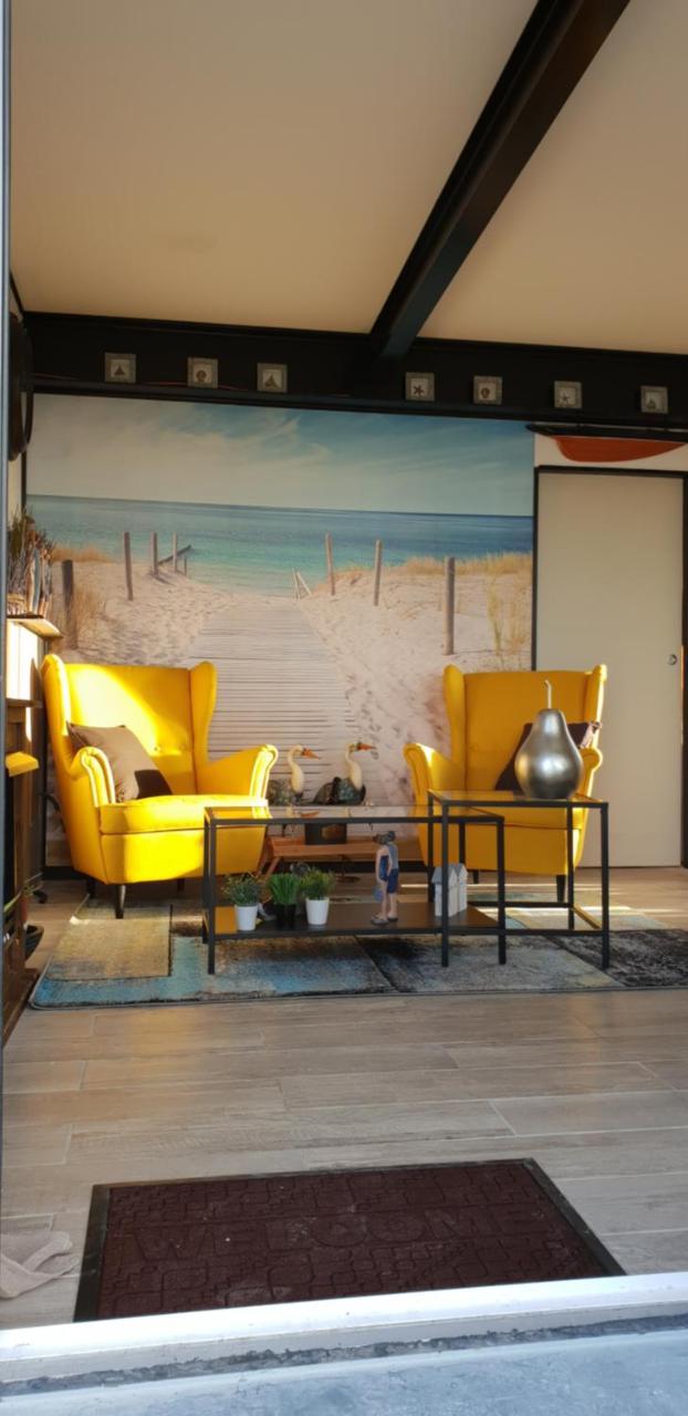 L'instant - carbon neutral hotel in Unknown City