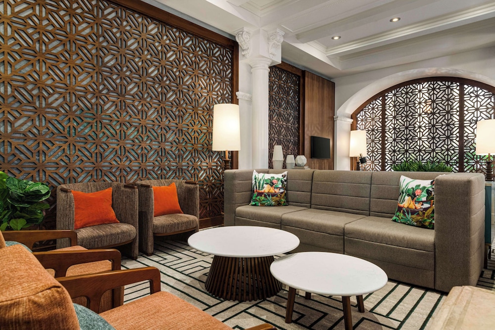 Embassy Suites by Hilton Fort Lauderdale 17th Street - photo 2
