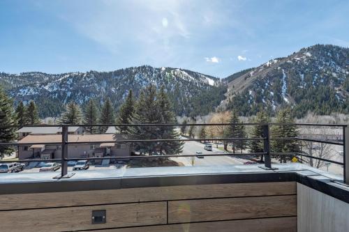 The Residences at One Twenty Unit 302 — Ketchum — photo 3