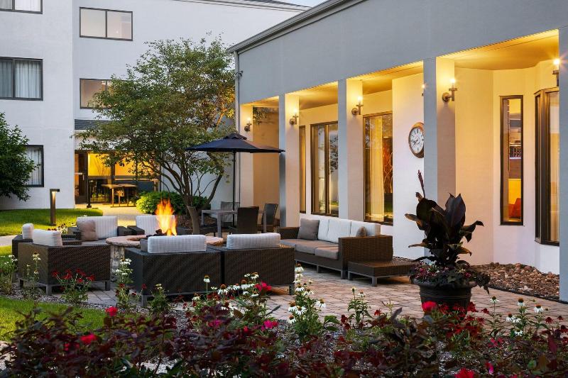Courtyard Chicago Waukegan Gurnee - photo 11