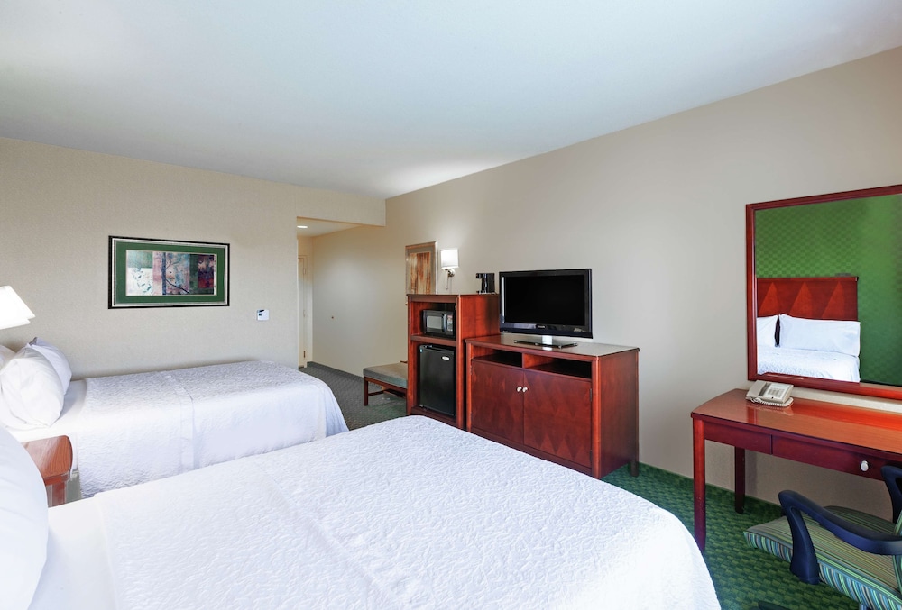 Hampton Inn & Suites El Paso West - photo 16