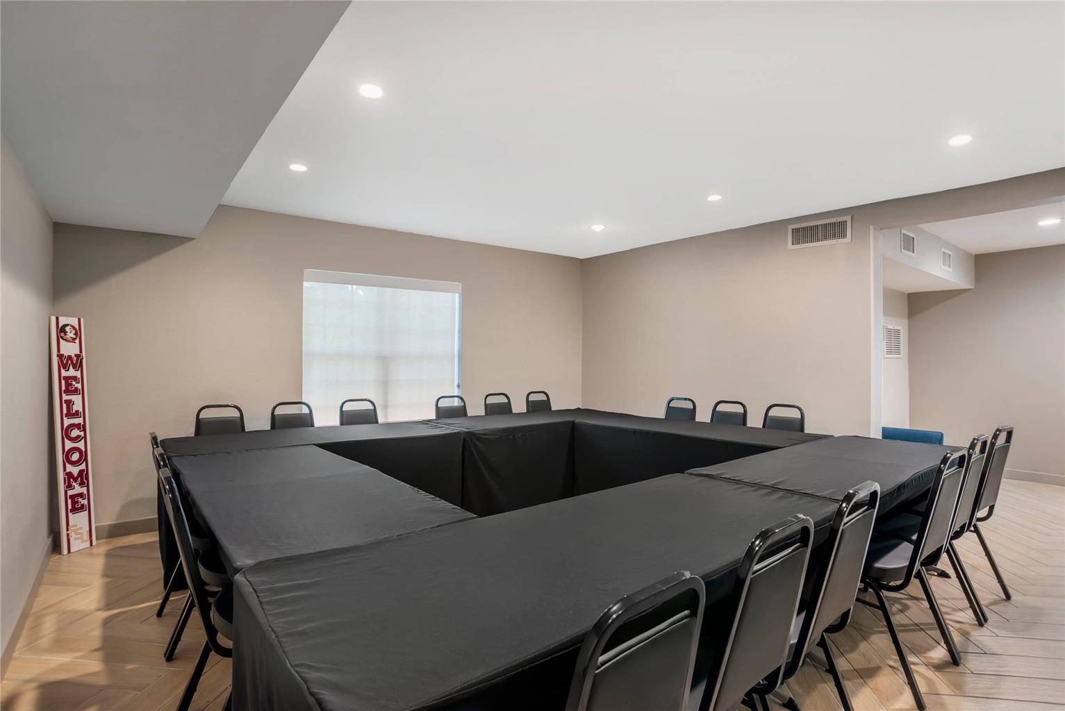 Alluxsuites at 1876 an Ascend Collection Hotel - photo 47