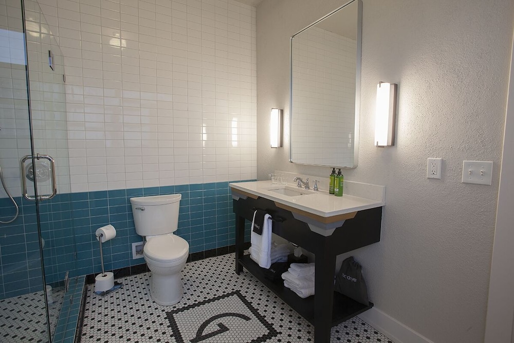 Greyhound Inn - photo 58