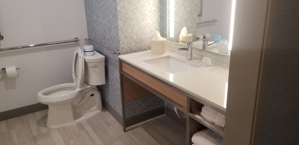 Hilton Garden Inn Colorado Springs Downtown - photo 89