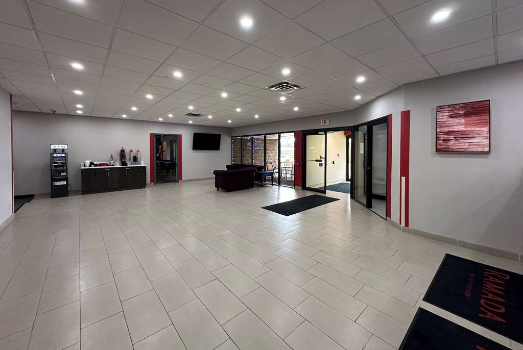 Ramada by Wyndham Waupaca - photo 3