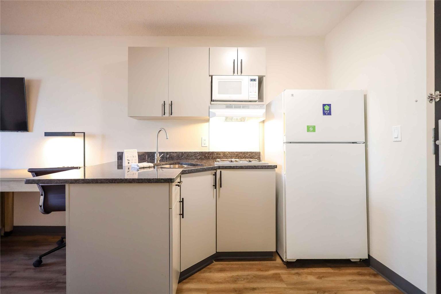 Extended Stay America Suites Cleveland Beachwood Orange Pl S - photo 18