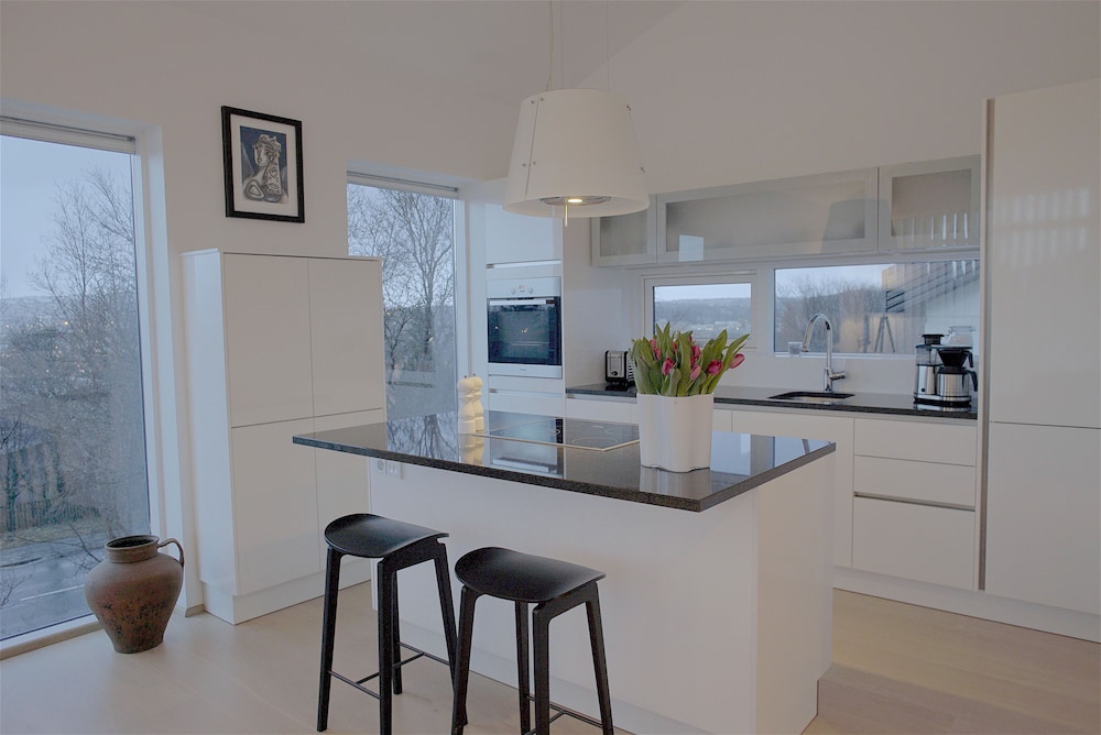 Óm Apartments — 4-Star Luxury Hotel in Reykjavik, Iceland