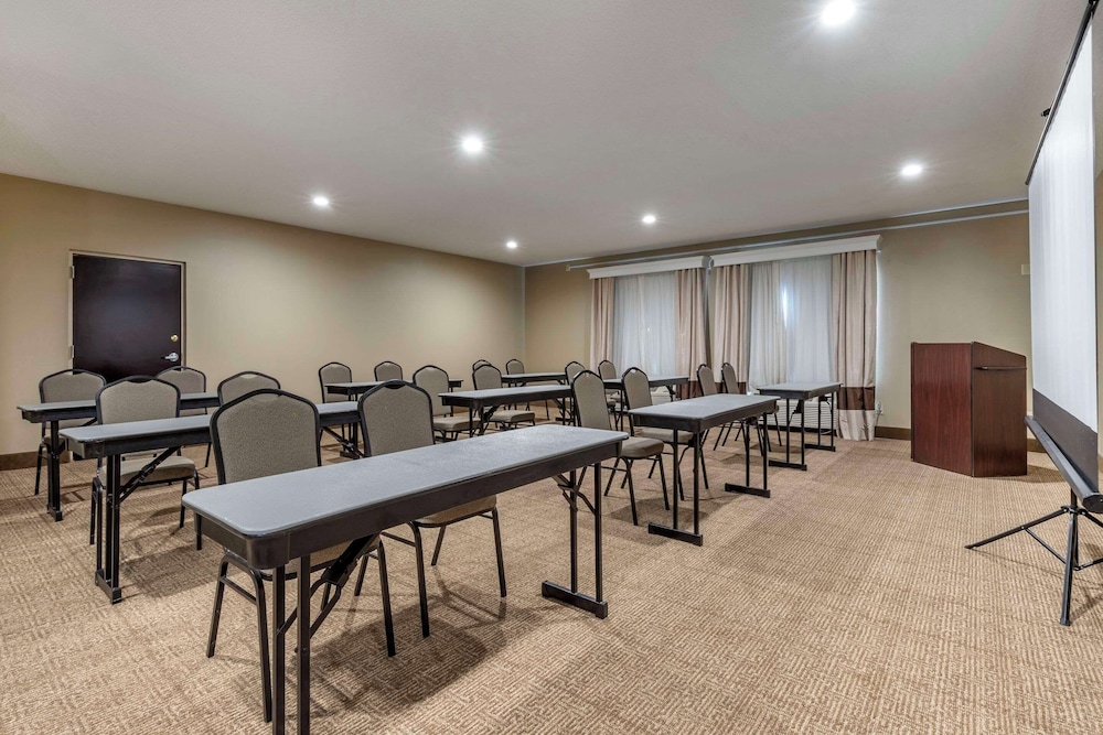 Comfort Inn & Suites Mocksville I 40 - photo 34
