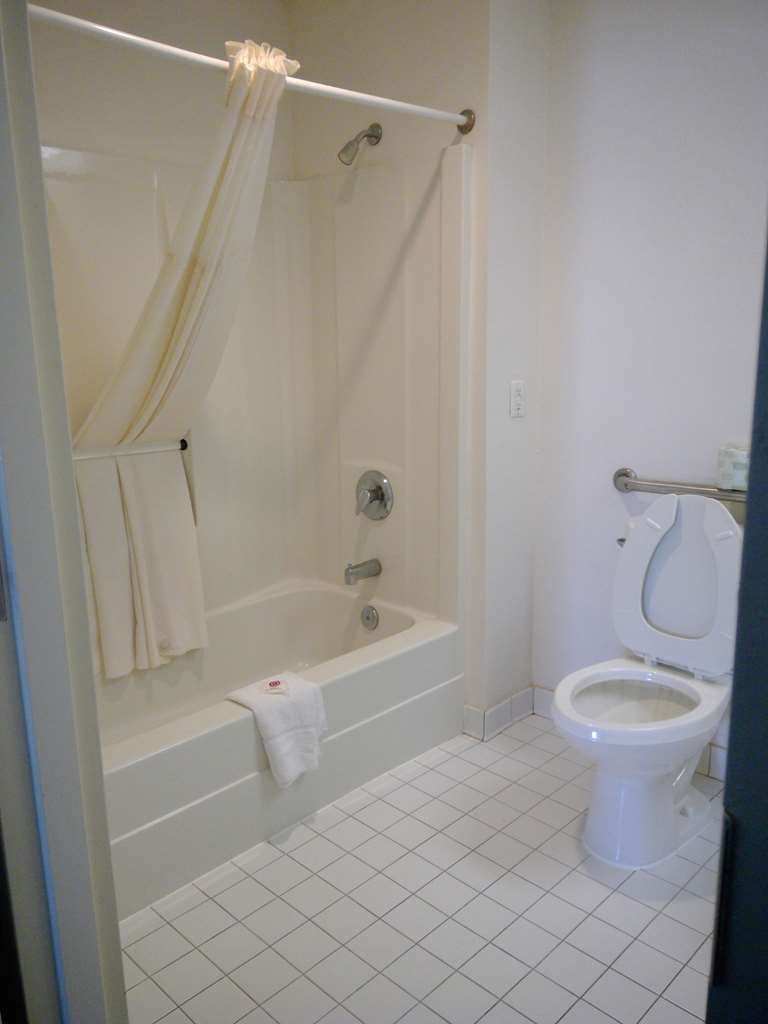 Americas Best Value Inn Kinston - photo 20