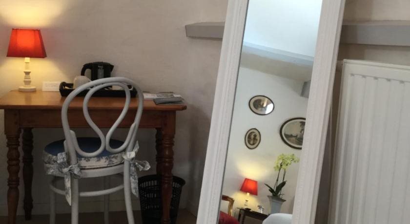 B&B Auberge De Klasse — 4-Star Luxury Hotel in Veurne, Belgium