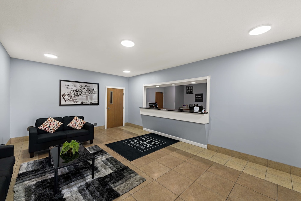 Red Lion Inn & Suites Gretna - photo 2