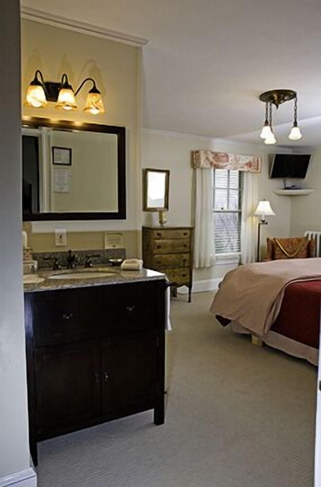 The Oxford House Inn - photo 8