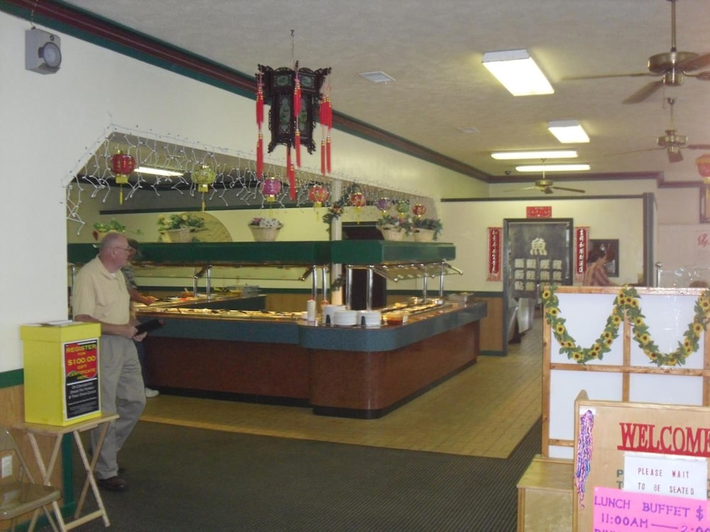Holiday Terrace Motel - photo 39