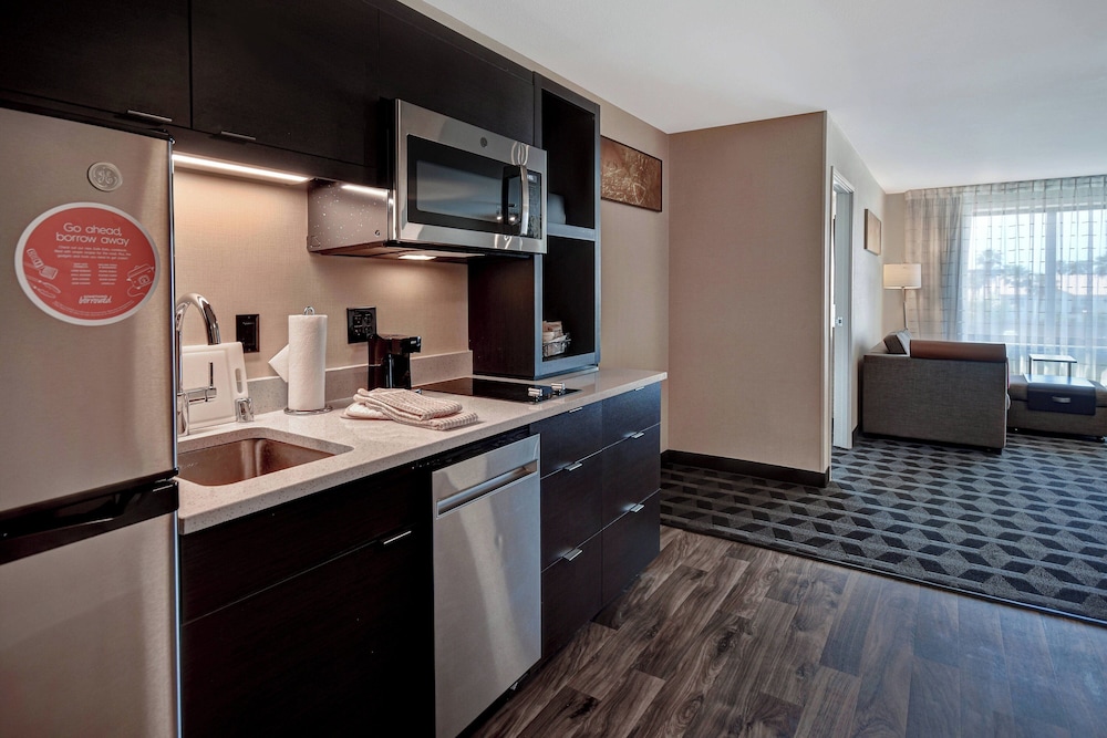 TownePlace Suites by Marriott Las Vegas Airport South - photo 19