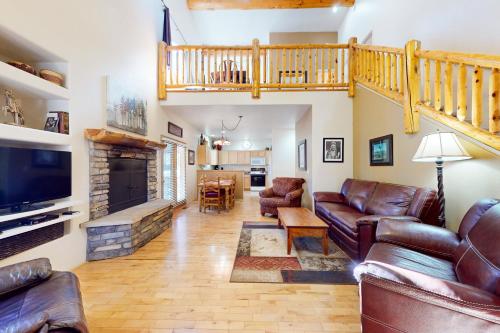 Forest Shadow - carbon neutral hotel in Pinetop-Lakeside