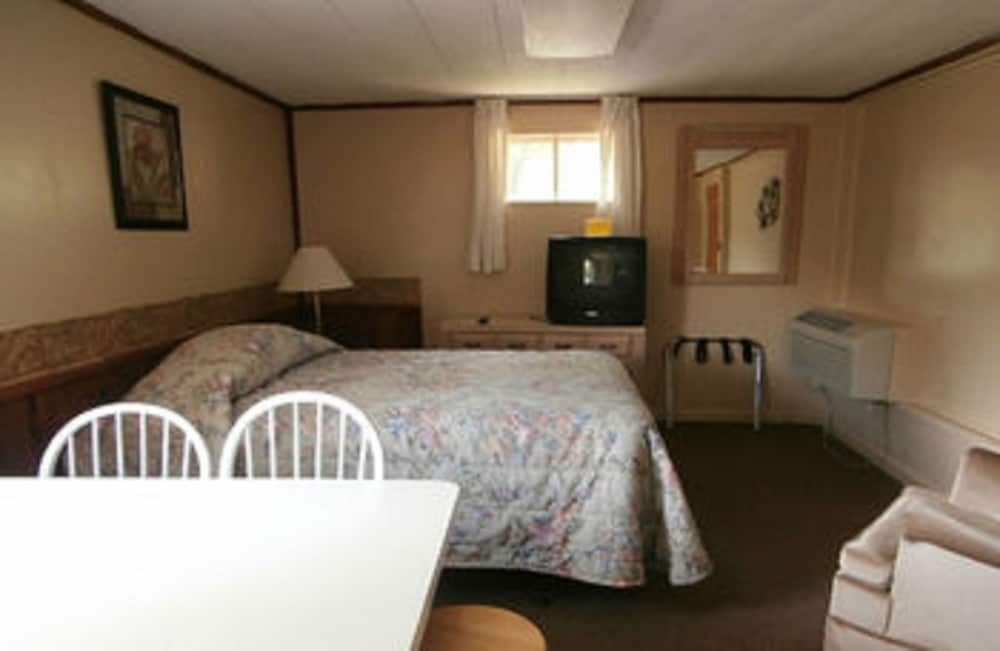 Riverbend Lodging - photo 11