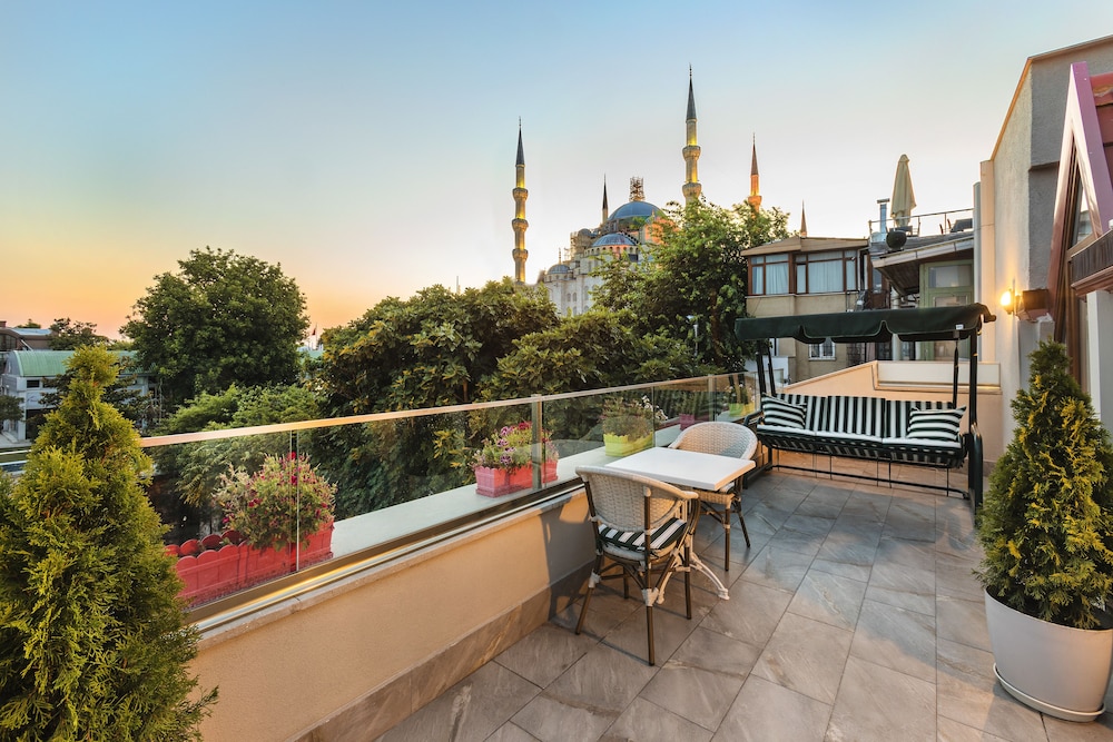 Obelisk Hotel & Suites — 4-Star Luxury Hotel in Istanbul, Turkey