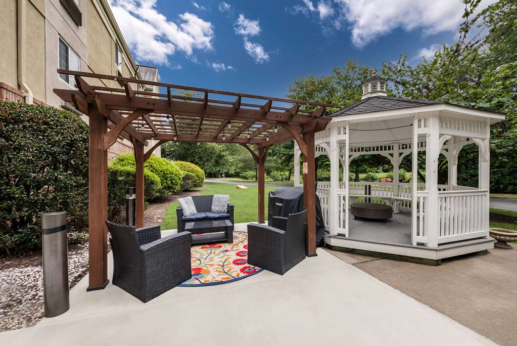 Sonesta Simply Suites Hampton - photo 32