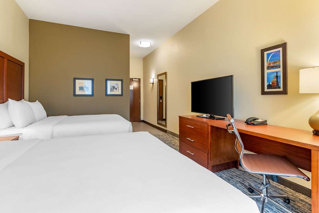 Comfort Inn & Suites West Des Moines - photo 12