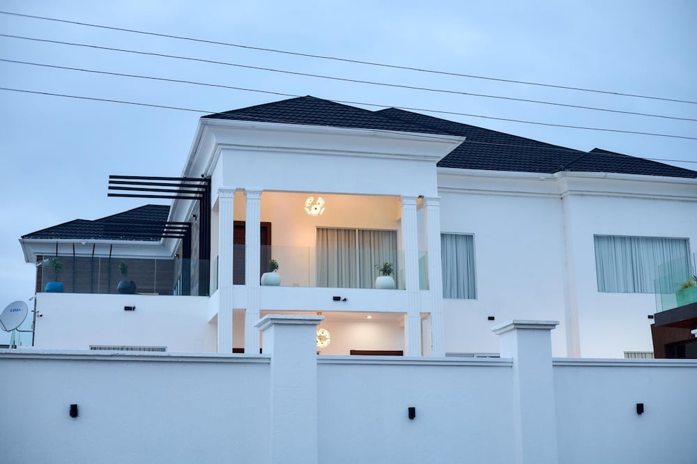 Villa Hills Hotel — Apam — photo 4