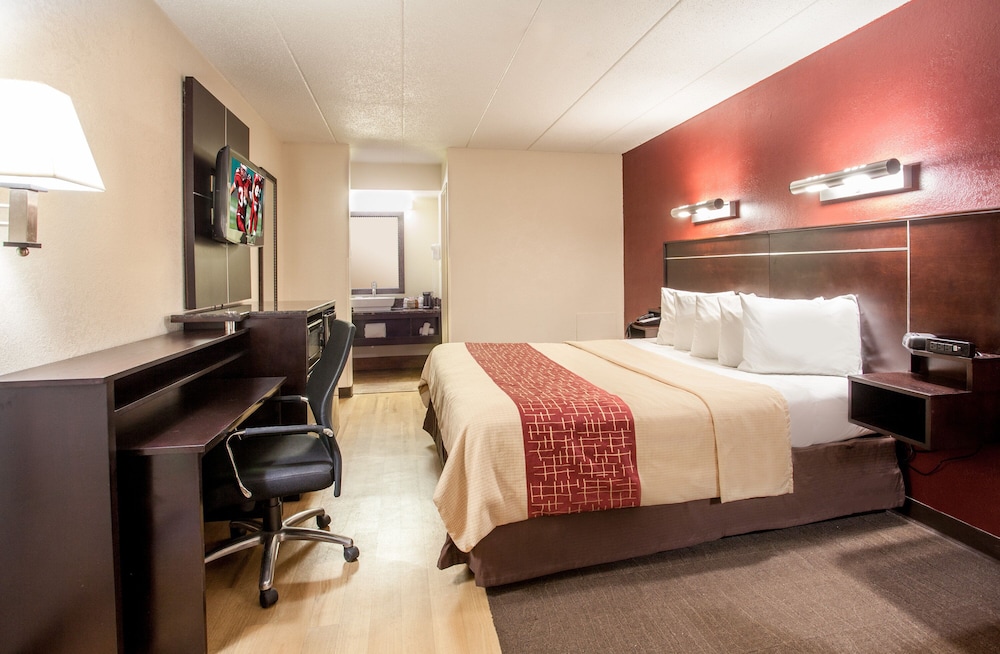 Red Roof Inn Ann Arbor U of Michigan South - photo 5