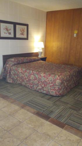 Towne Center Motel - photo 65