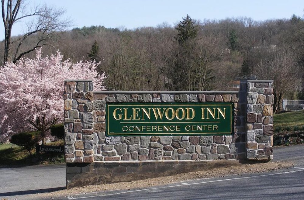 Glenwood Inn Stroudsburg - photo 31