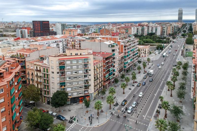 Cosmo Apartments Marina Auditori — 4-Star Luxury Hotel in Barcelona, Spain