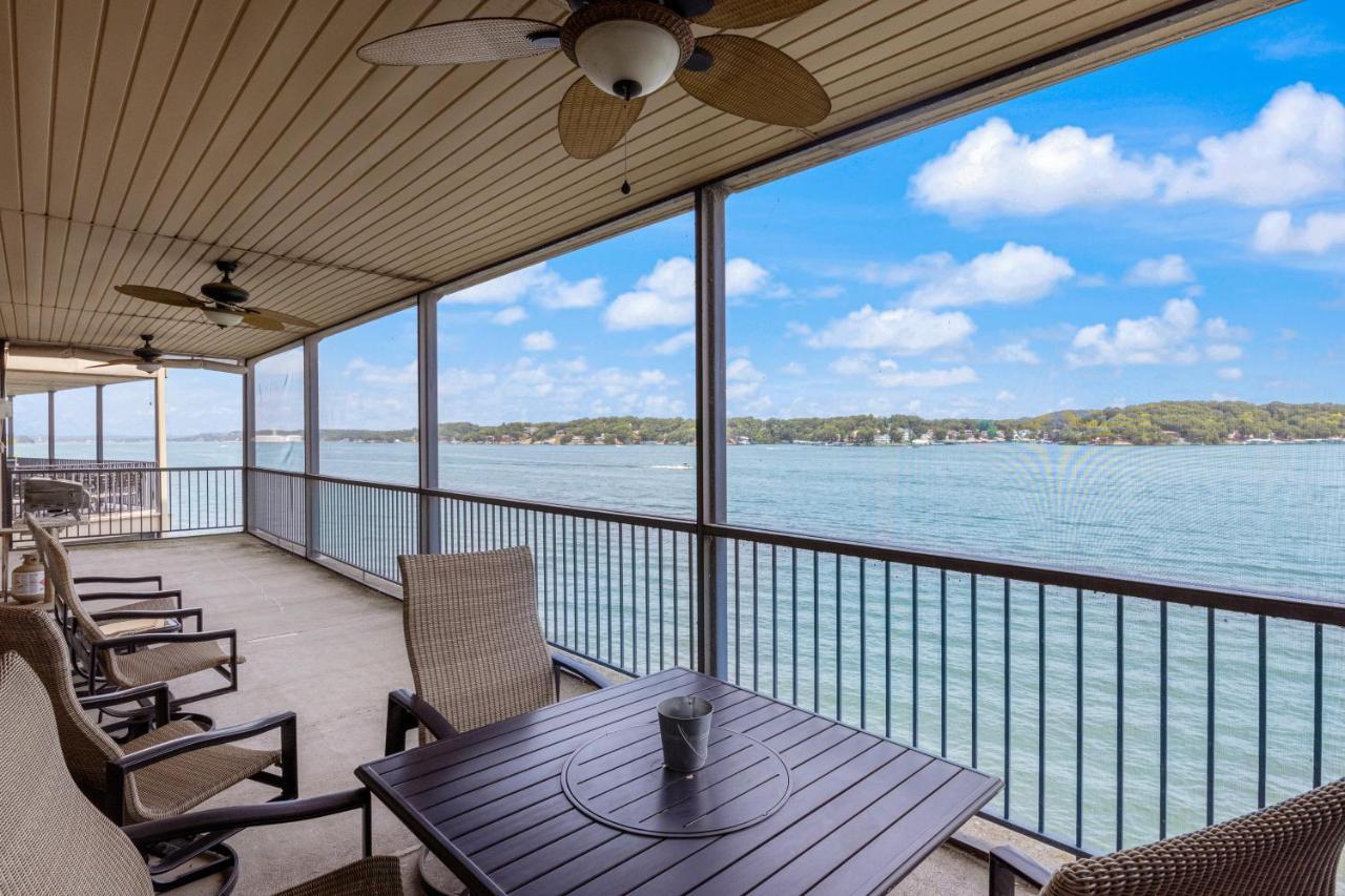 On a Point — 4-Star Luxury Hotel in Lake Ozark, United States