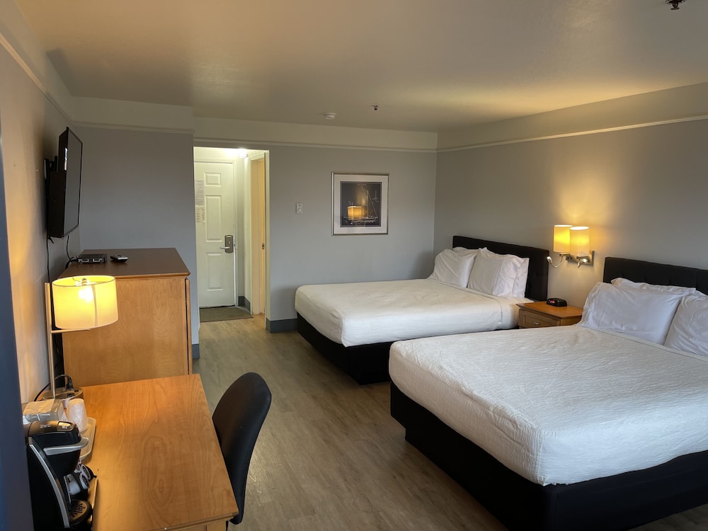 Seabird Lodge - photo 11