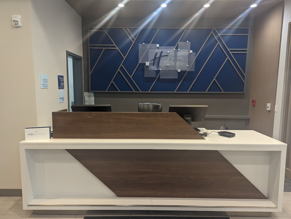 Holiday Inn Express & Suites Salt Lake City N Bountiful - photo 3