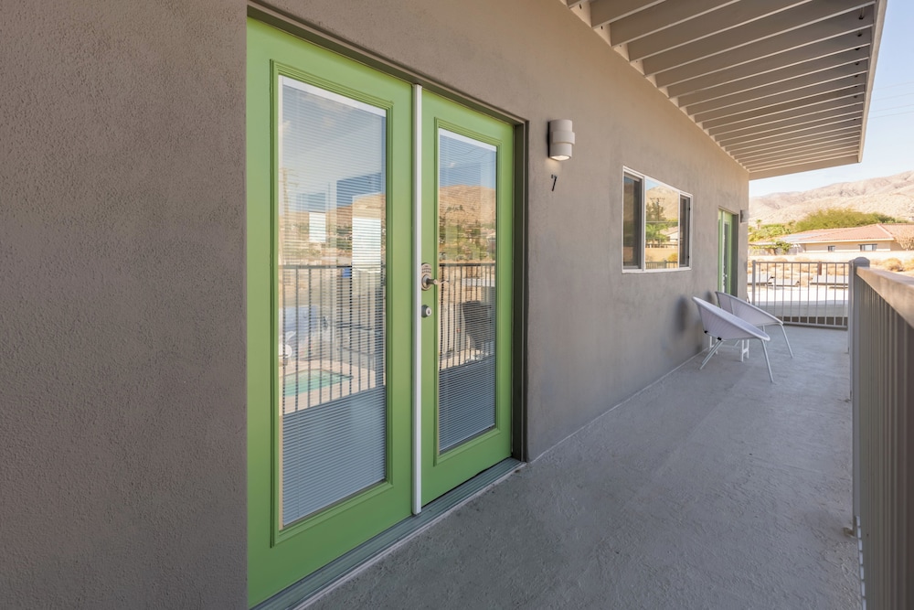 Desert Hot Springs Inn - photo 71