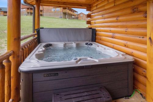 New Indoor Pool PS 5 Hot tub Parkway — Pigeon Forge — photo 3