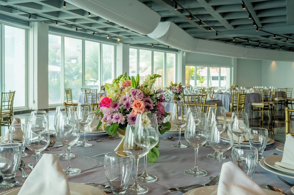 Indoor wedding