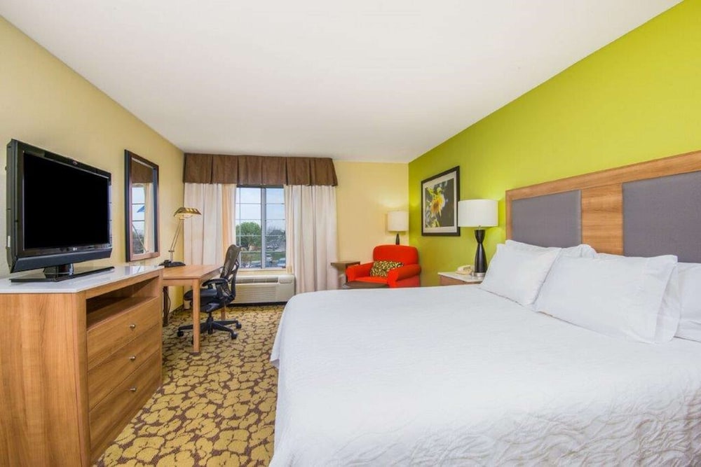 Hilton Garden Inn Wichita - photo 14