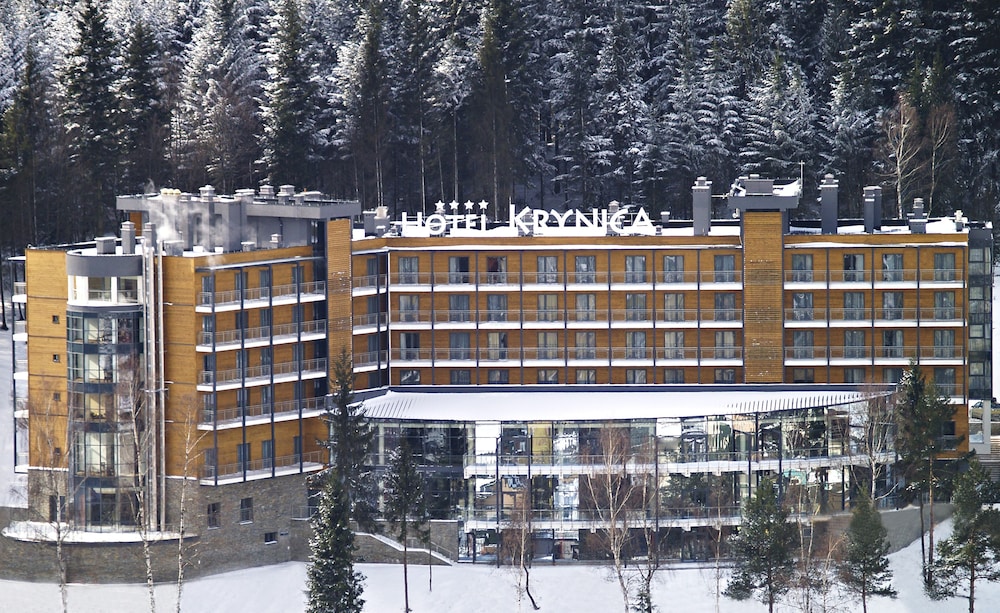 Hotel Krynica Conference & SPA — 4-Star Luxury Hotel in Krynica-Zdroj, Poland