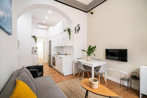 Chamberi Quiet Flat Ideal for Families Cas - carbon neutral hotel in Madrid
