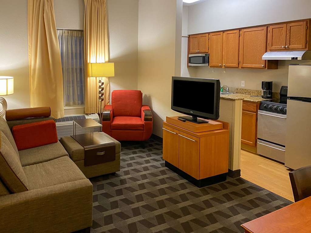 MainStay Suites Middleburg Heights Cleveland Airport - photo 14