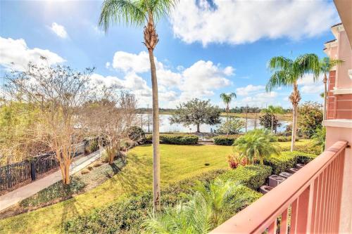 Lake Front Huge by clubhouse in Orlando, United States