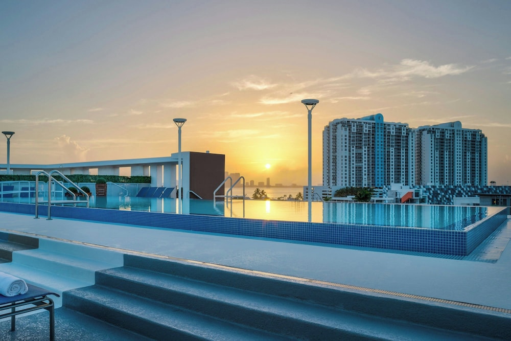 Residence Inn by Marriott Miami Beach South Beach - featured photo
