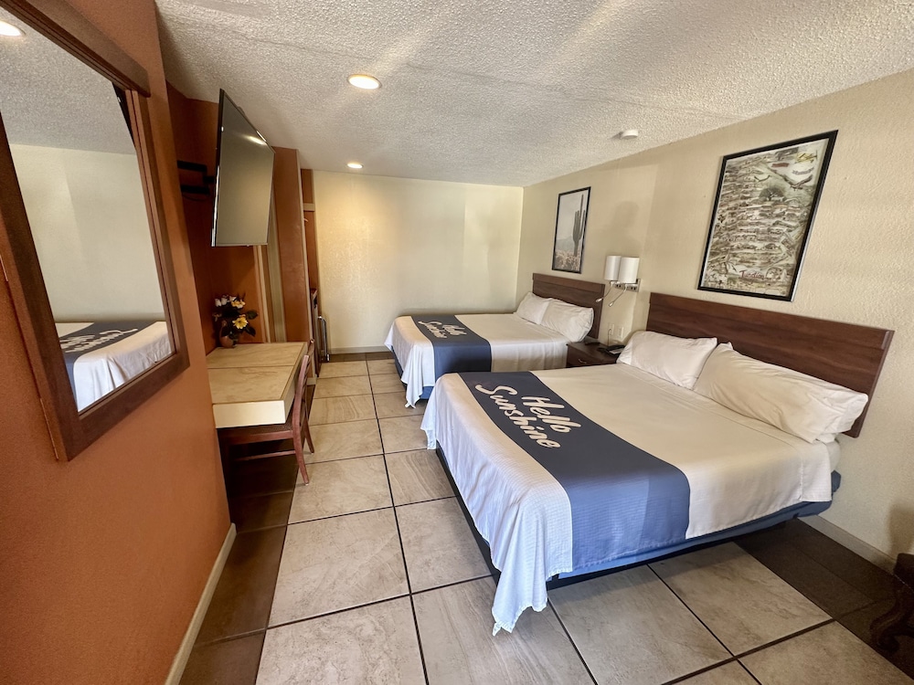 Sun Valley Motel - photo 6