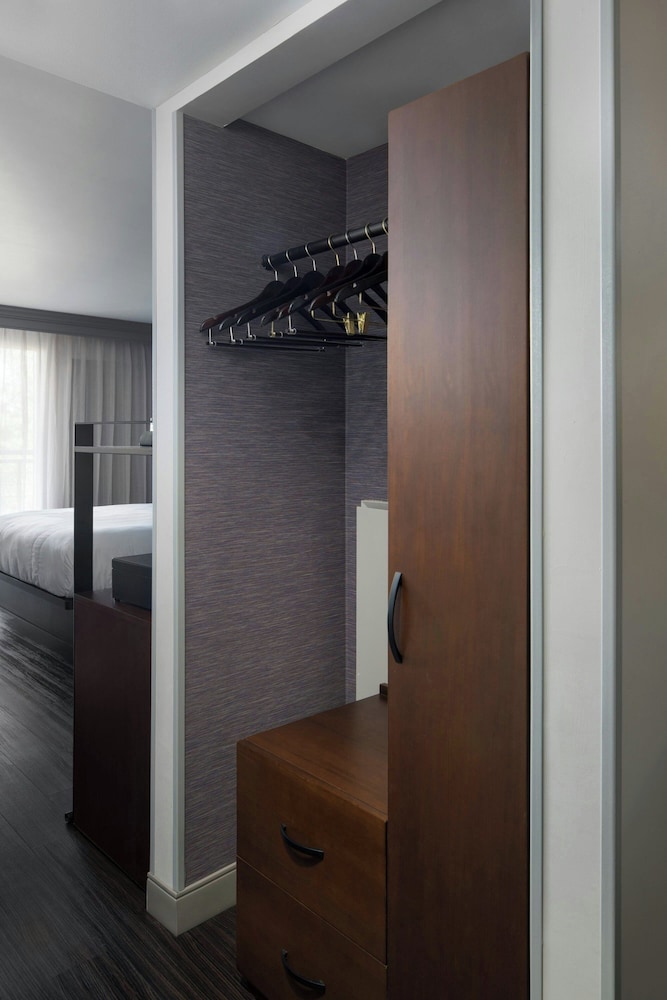 Visalia Marriott at the Convention Center - photo 20