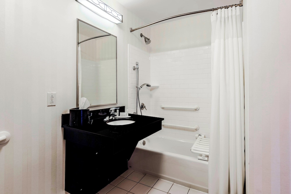 Fairfield Inn & Suites Wilkes Barre Scranton - photo 19