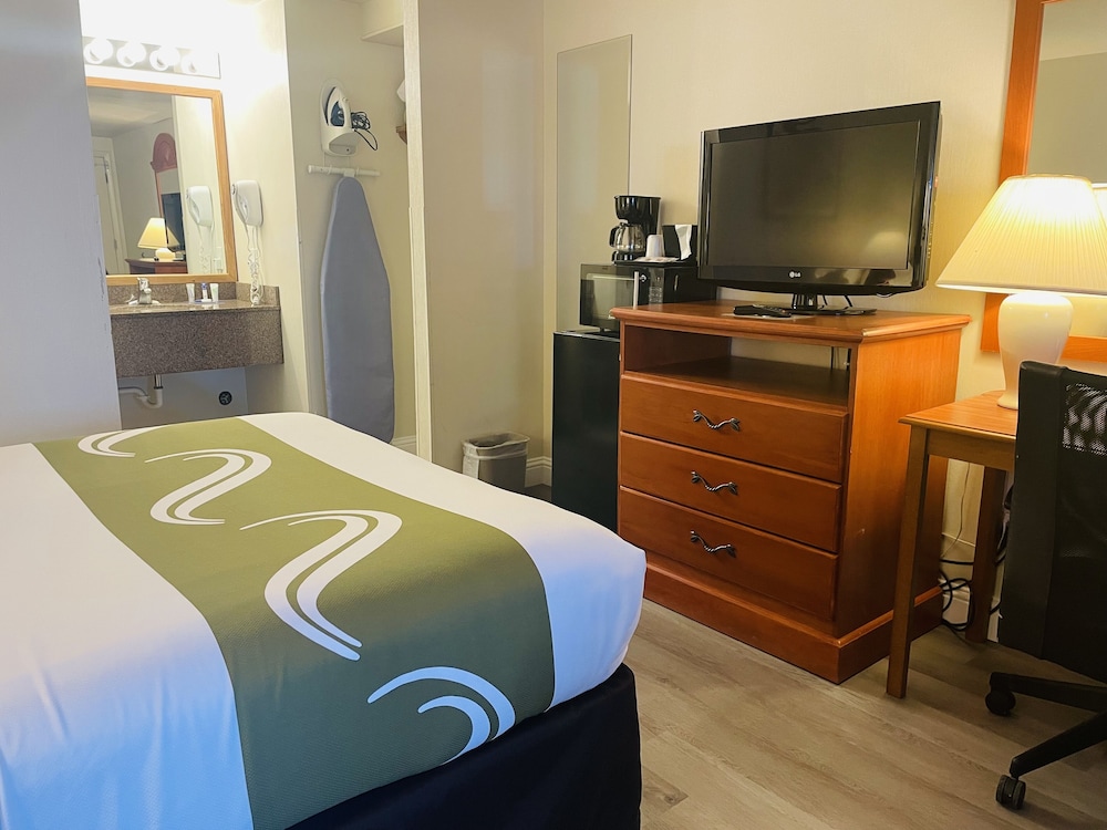America's Best Value Inn Sandpoint - photo 6