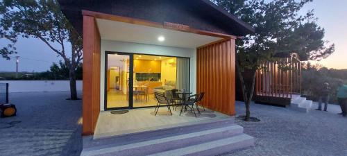 School Motorhome Park — 4-Star Luxury Hotel in Sao Pedro De Alva, Portugal