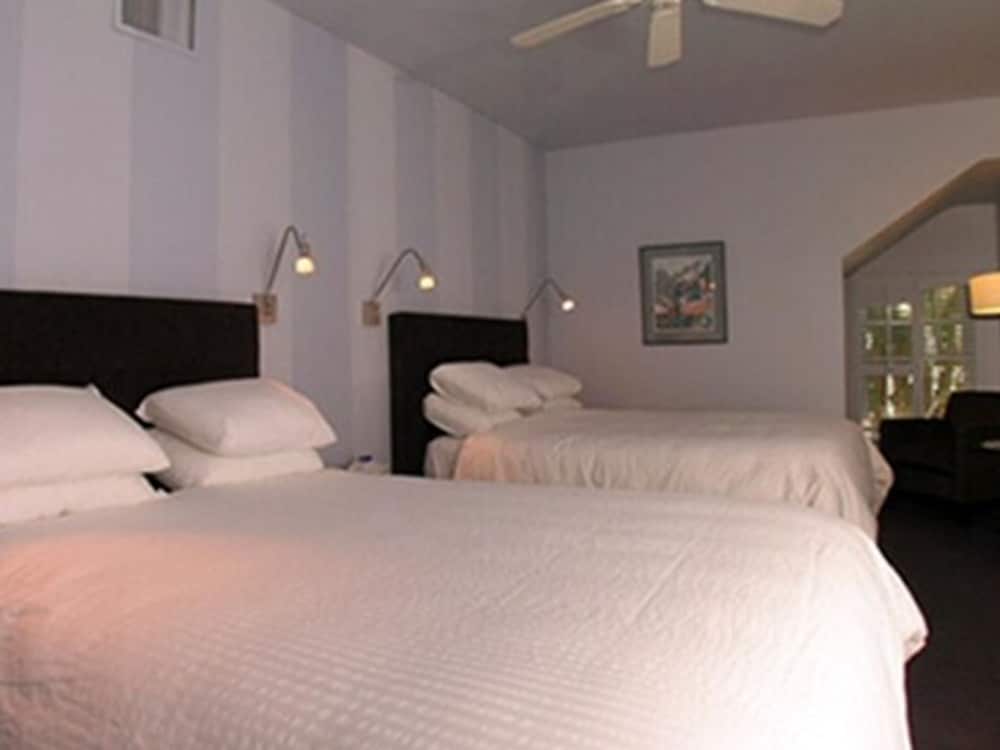 Casa Del Mar Inn - photo 24