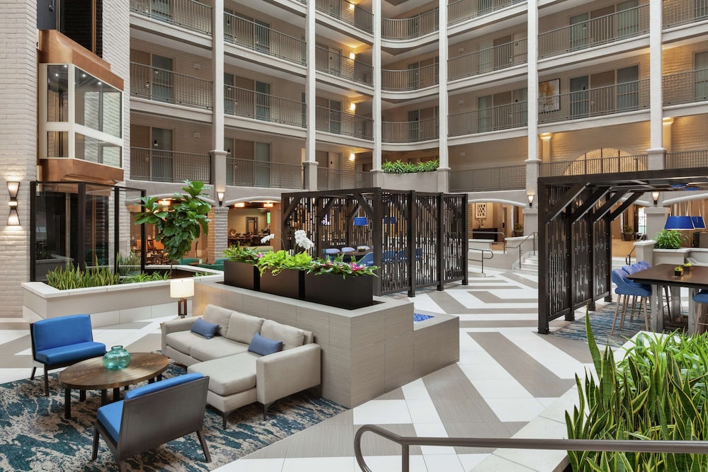 Embassy Suites by Hilton Arcadia Pasadena Area - photo 7