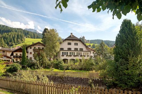 Zum Hirschen Al Cervo — Sarentino